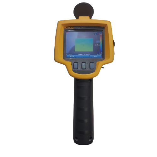 Fluke TiR1 Thermal Imager WIth Charger And Bag** Sold As Is**