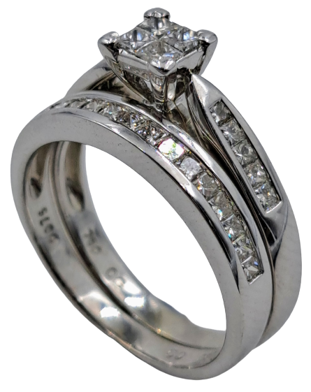 18ct White Gold Princess Cut Diamond Ring Set Size O