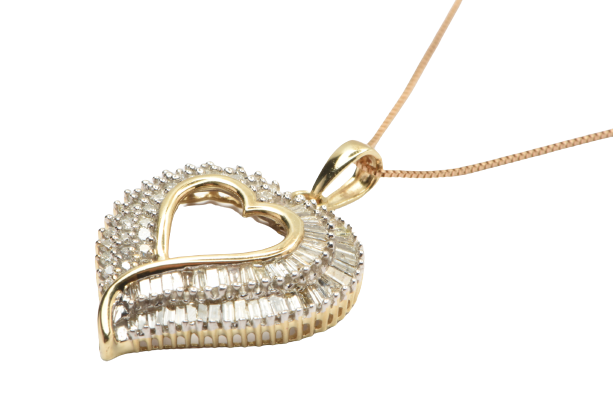Ladies 9ct Yellow Gold Diamond Heart Pendant With Chain
