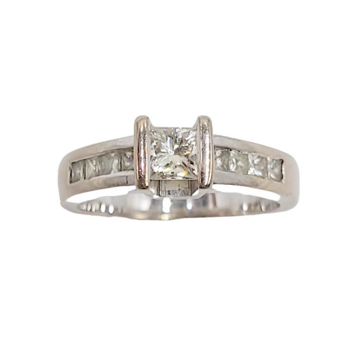 18ct White Gold Princess Cut Diamond Ring