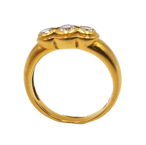 18ct Yellow Gold 3 Round Diamond Ring
